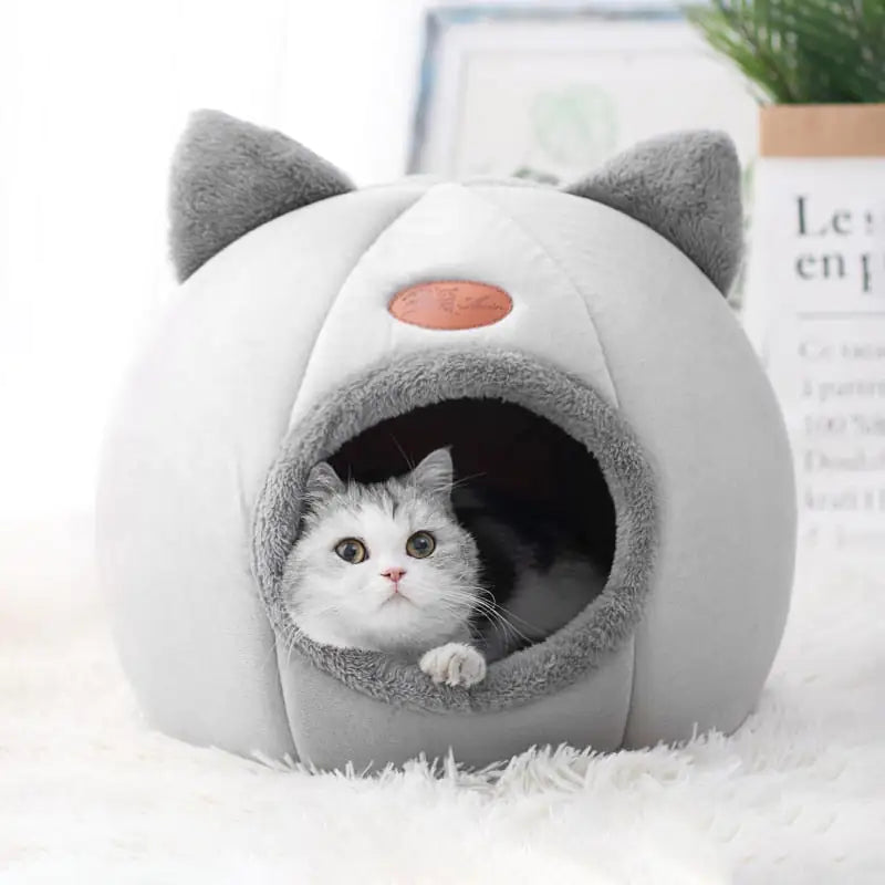 Cosy Plush Cat Bed