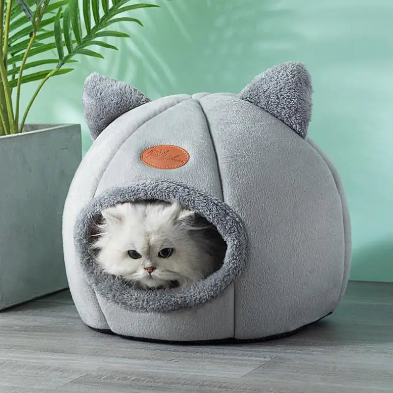 Cosy Plush Cat Bed